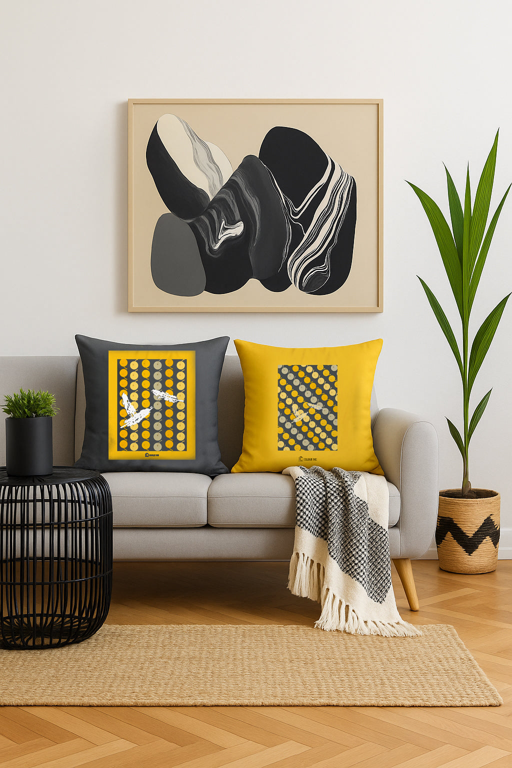 周藝文| 日月星 聯名款《愛在金秋》抱枕 CHARLIE BOX × Zhou Yiwen — Co-branded Cushion