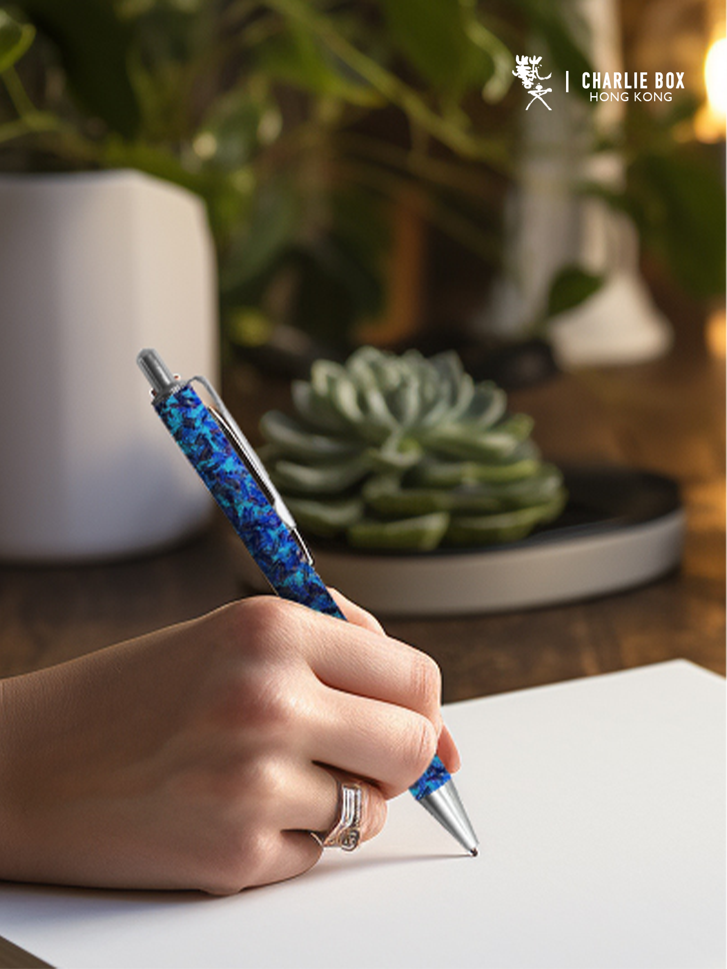 周藝文|日月星 《孤寂與繁華》金屬簽字筆 《Solitude and Prosperity》 metal signature pen